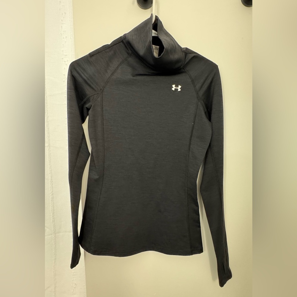 Under Armour Women's Black Long Sleeve Thermal Top
